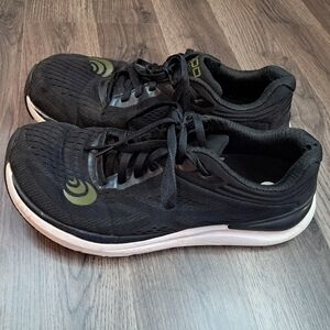 Mens Topo Athletic Shoes Size 9 M-Ultrafly 3 Black/Olive